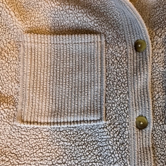 American Eagle Outfitters Sherpa Fleece Shacket Button Front Grey Women M - Picture 6 of 10